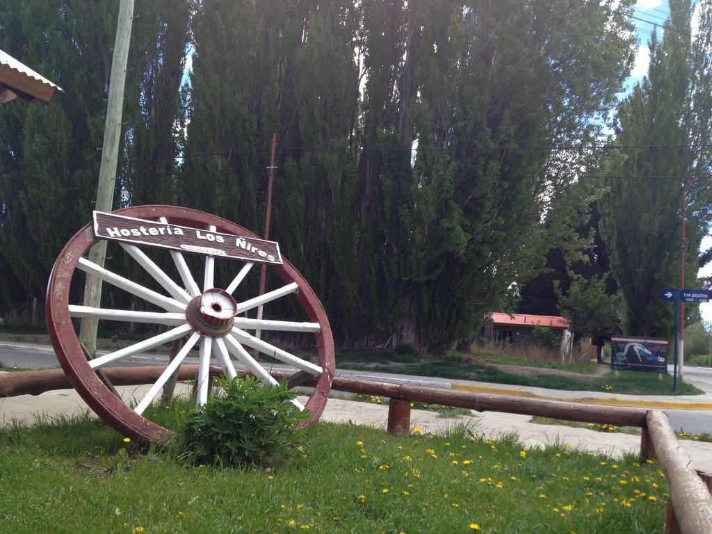 Hosteria Los Nires El Calafate Bagian luar foto