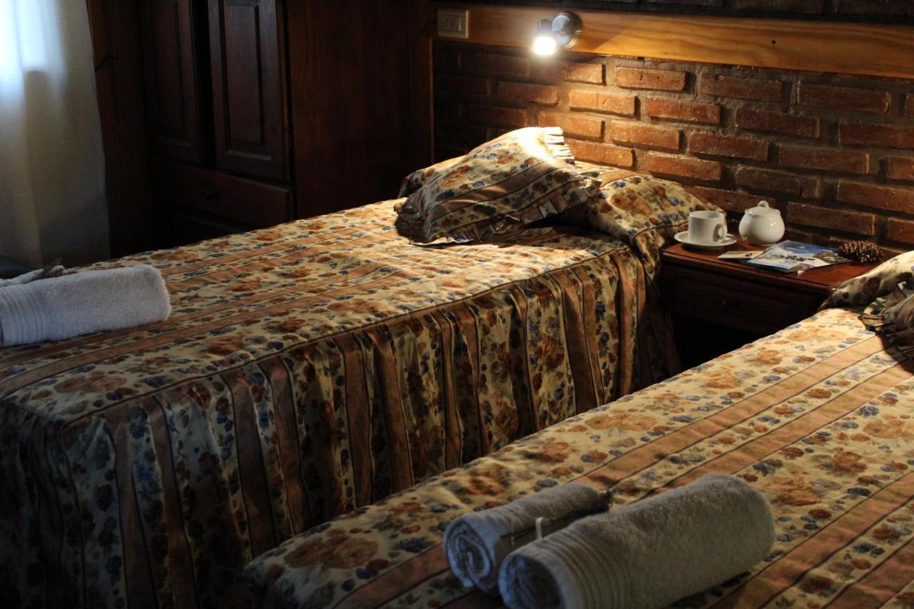 Hosteria Los Nires El Calafate Bagian luar foto